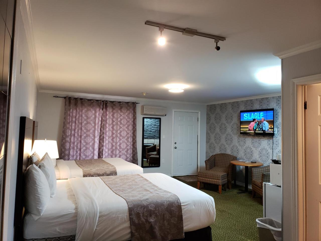 Regency Inn & Suites Cornwall Kültér fotó